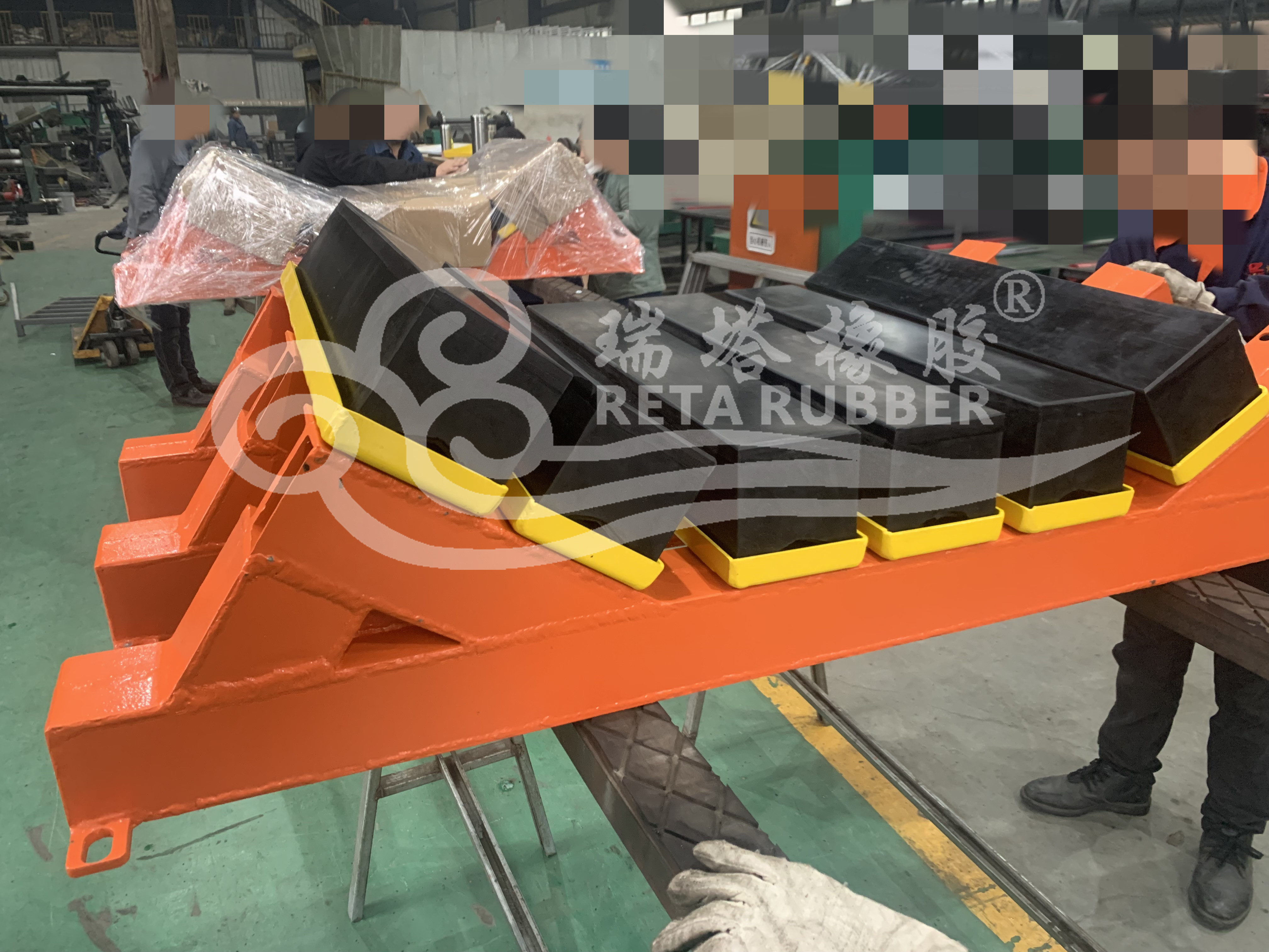 客戶定購(gòu)特殊超重型緩沖床發(fā)貨